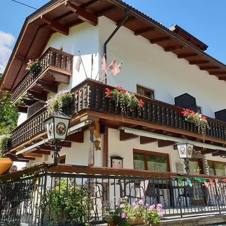 Tattoo Pension Mit Restaurant Und Tattoo-Studio Mörtschach Exterior foto