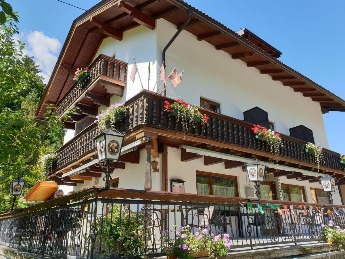 Tattoo Pension Mit Restaurant Und Tattoo-Studio Mörtschach Exterior foto