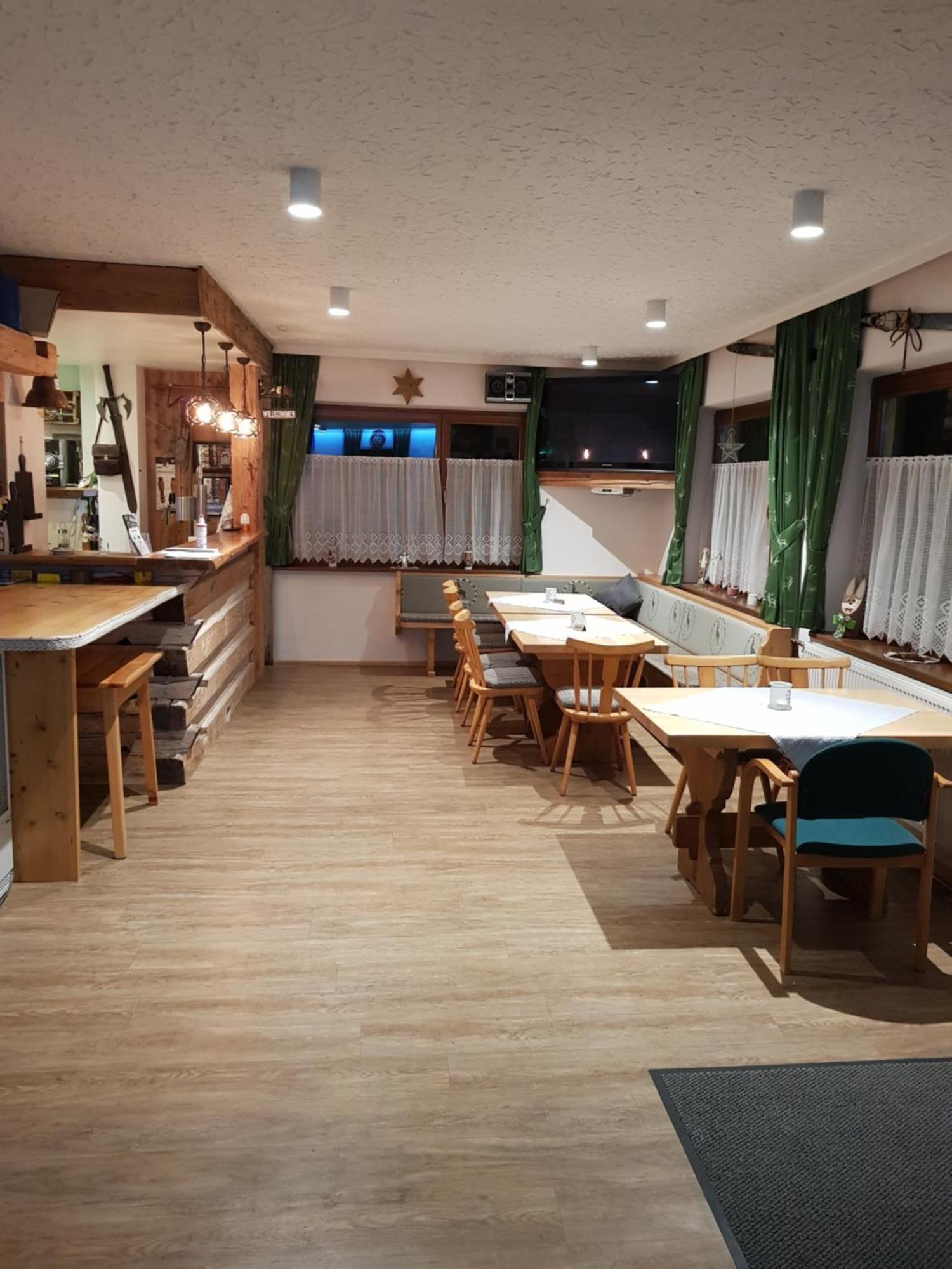 Tattoo Pension Mit Restaurant Und Tattoo-Studio Mörtschach Exterior foto